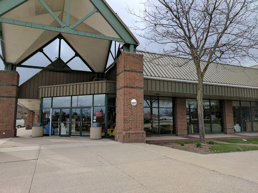 Furniture Store «Art Van Furniture - Ann Arbor», reviews and photos, 425 E Eisenhower Pkwy, Ann Arbor, MI 48108, USA