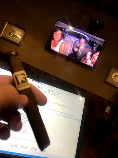 Tobacco Shop «Tobacco Depot», reviews and photos, 169 E Bloomingdale Ave, Brandon, FL 33511, USA