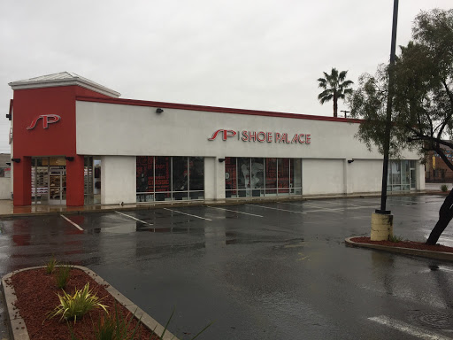 Shoe Store «Shoe Palace», reviews and photos, 554 N Wilson Way, Stockton, CA 95025, USA