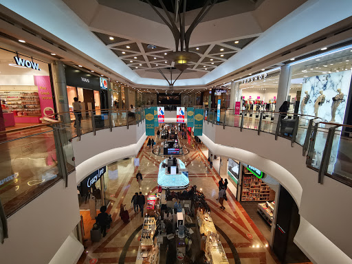 Shopping centres in Tel Aviv