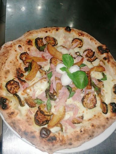 Pizzeria Don Aurelio in Giugliano in Campania, Città Metropolitana di Napoli