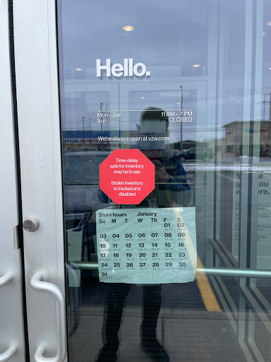 Cell Phone Store «Verizon», reviews and photos, 13348 S Cicero Ave, Crestwood, IL 60445, USA