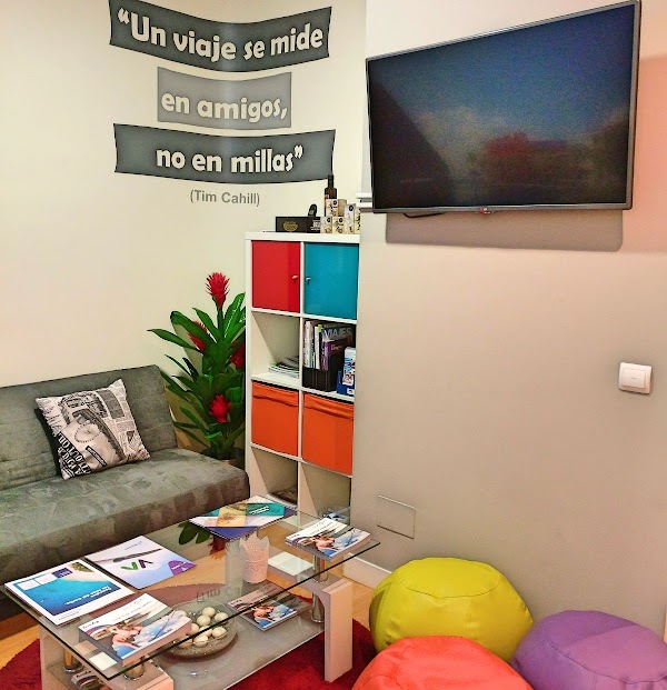 Imagen de Around (1 de 17)