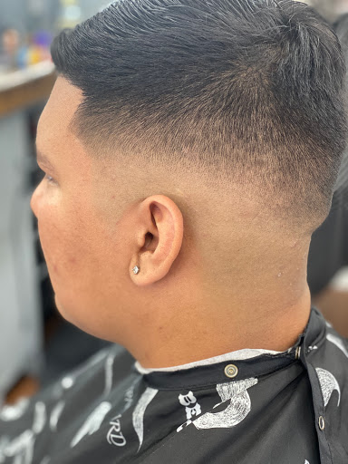 Barber Shop «Club House Barbershop», reviews and photos, 10 N Main St, Frankfort, IN 46041, USA