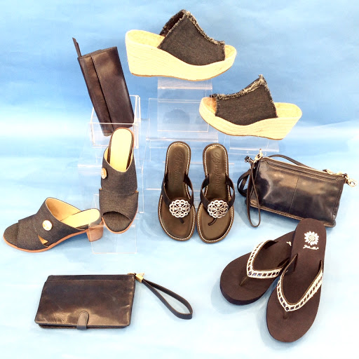 Boutique «Walk On Water ~ A Unique Boutique With Purpose», reviews and photos, 1140 Townpark Ave # 1250, Lake Mary, FL 32746, USA