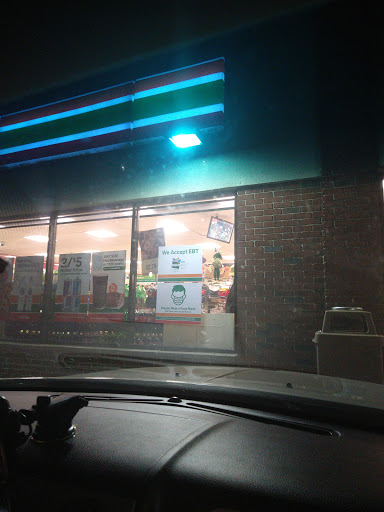 Convenience Store «7-Eleven», reviews and photos, 2 Blackstone River Rd, Worcester, MA 01607, USA