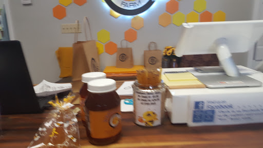 Shopping Mall «Haynes Market Shopping Center», reviews and photos, 3000 Old Alabama Rd, Johns Creek, GA 30022, USA