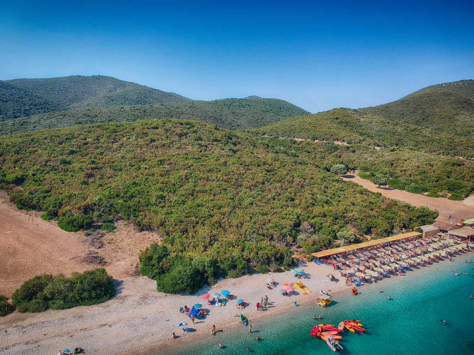 Foto di Spiaggia di Vathiavaly con #43