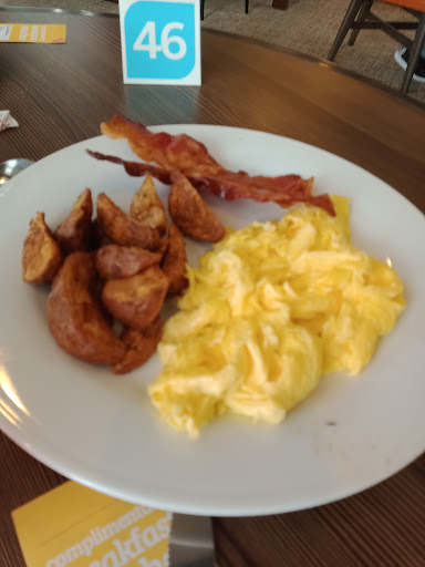 Hotel «Hilton Garden Inn Tyler», reviews and photos, 220 E Grande Blvd, Tyler, TX 75703, USA