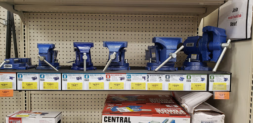 Hardware Store «Harbor Freight Tools», reviews and photos, 4776 Ashford Dunwoody Rd, Dunwoody, GA 30338, USA