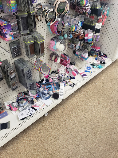 Dollar Store «Dollar Tree», reviews and photos, 224 A Eglin Pkwy NE, Fort Walton Beach, FL 32547, USA