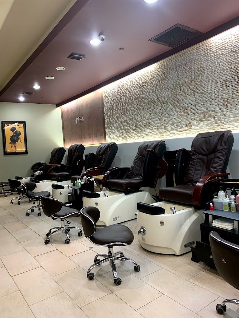 Floris Nail & Spa 07068