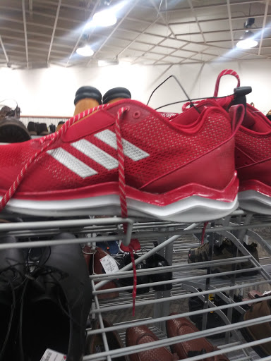 Clothing Store «Burlington Coat Factory», reviews and photos, 22331 Eureka Rd, Taylor, MI 48180, USA