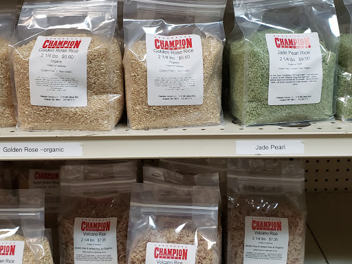 Grocery Store «Champion Grocery», reviews and photos, 1175 NW Gilman Blvd, Issaquah, WA 98027, USA