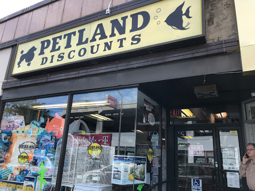 Pet Supply Store «Petland Discounts - Austin Street», reviews and photos, 70-44 Austin St, Queens, NY 11375, USA