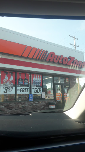 Auto Parts Store «AutoZone», reviews and photos, 1090 Park Ave, Cranston, RI 02910, USA