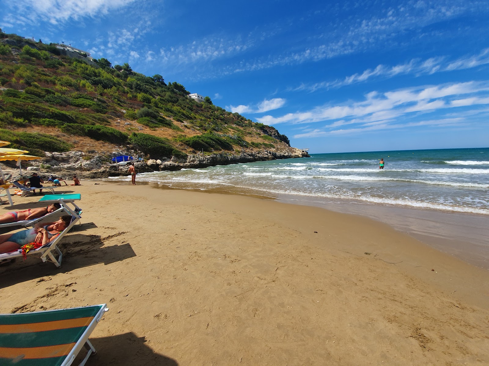 Spiaggia di Procinisco'in fotoğrafı plaj tatil beldesi alanı