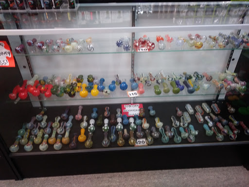 Gift Shop «Loonar Station», reviews and photos, 3951 West Rd, Trenton, MI 48183, USA