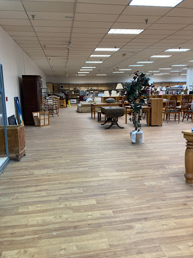 Thrift Store «Amvets Thrift Center», reviews and photos, 400 W Jefferson Rd, Rochester, NY 14623, USA