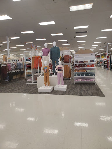 Department Store «Target», reviews and photos, 875 Lawrenceville Suwanee Rd #4000, Lawrenceville, GA 30043, USA