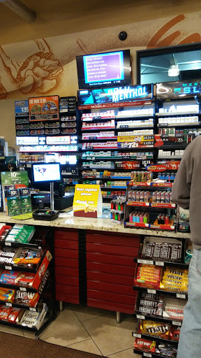 Gas Station «Chevron», reviews and photos, 993 Lawson Ave, Woodburn, OR 97071, USA