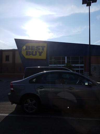 Electronics Store «Best Buy», reviews and photos, 8500 N Flintlock Rd, Kansas City, MO 64157, USA