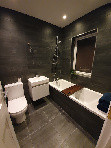M.R. Tiles & Bathrooms