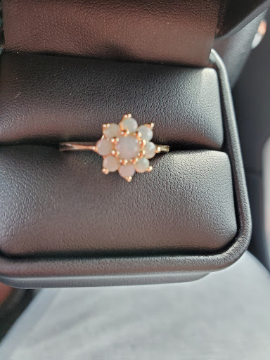 Jeweler «Pucketts Jewelry», reviews and photos, 1012 Main St A, Benton, KY 42025, USA