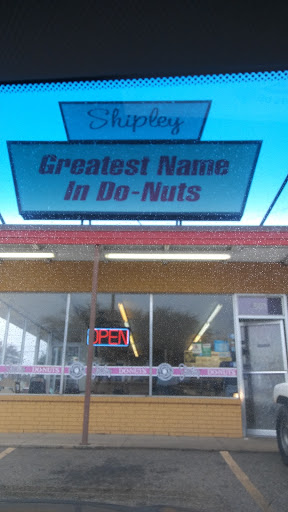 Donut Shop «Shipley Do-Nuts», reviews and photos, 501 E Abram St, Arlington, TX 76010, USA