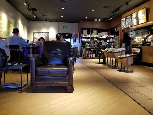 Coffee Shop «Starbucks», reviews and photos, 29 Enon St, Beverly, MA 01915, USA