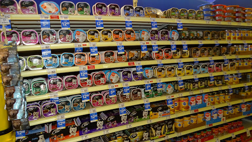 Pet Supply Store «PetSmart», reviews and photos, 17585 Southcenter Pkwy, Tukwila, WA 98188, USA