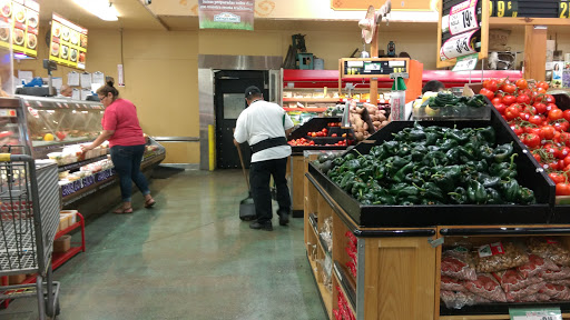 Grocery Store «Northgate Gonzalez Markets», reviews and photos, 710 W Chapman Ave, Placentia, CA 92870, USA