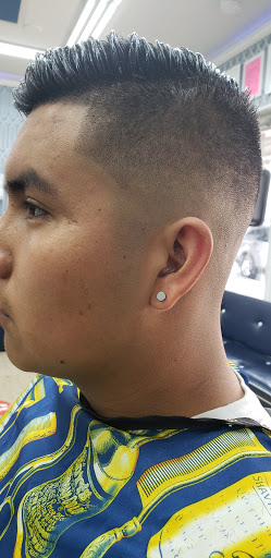 Barber Shop «J C Barber Shop», reviews and photos, 98 Bloomfield Ave, Newark, NJ 07104, USA