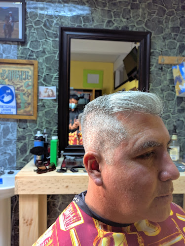 Opiniones de La Doce barbería de barrio en Melipilla - Barbería