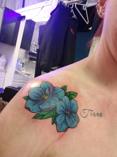 Tattoo Shop «Moving Shadow Ink», reviews and photos, 4328 W Forest Home Ave, Milwaukee, WI 53219, USA