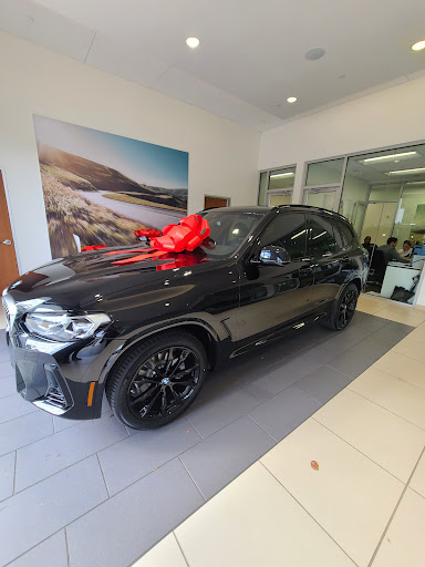 BMW Dealer «BMW of Houston North in The Woodlands», reviews and photos, 17830 N Fwy Service Rd, The Woodlands, TX 77384, USA