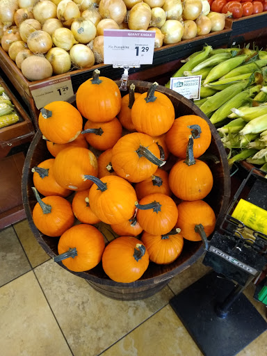 Supermarket «Giant Eagle Supermarket», reviews and photos, 1201 Mentor Ave, Painesville, OH 44077, USA