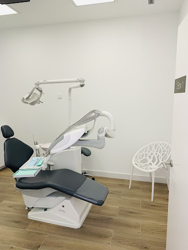 Clínica Dental Caral en Muro de Alcoy, Alicante