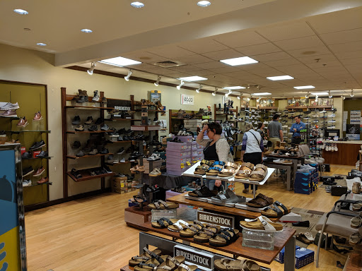 Shoe Store «Tradehome Shoes», reviews and photos, 3902 13th Ave SW, Fargo, ND 58103, USA