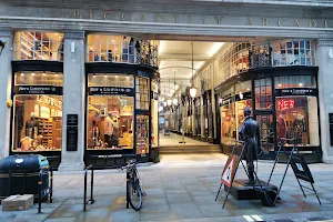 Piccadilly Arcade image