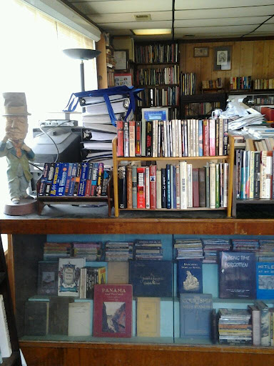 Used Book Store «Attic Books», reviews and photos, 100 Washington Blvd, Laurel, MD 20707, USA