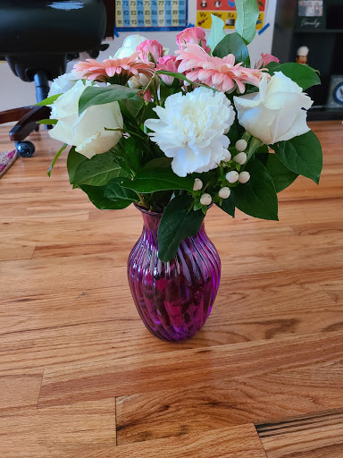 Florist «Moorestown Flower Shoppe», reviews and photos, 66 E Main St, Moorestown, NJ 08057, USA