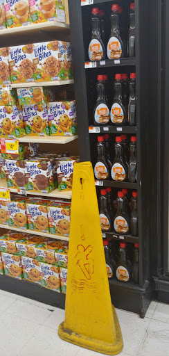 Grocery Store «Stop & Shop», reviews and photos, 9210 Atlantic Ave, Ozone Park, NY 11416, USA