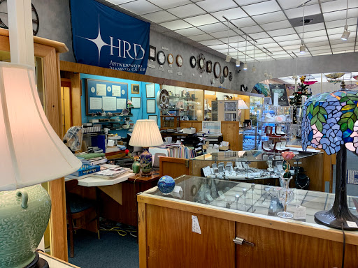 Jewelry Store «Timmreck & Mc Nicol Jewelers», reviews and photos, 428 NE 3rd St, McMinnville, OR 97128, USA