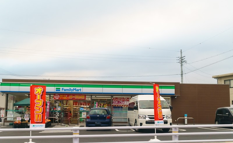 ファミリーマート 中津川駒場店