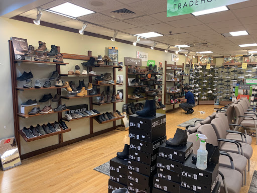 Shoe Store «Tradehome Shoes», reviews and photos, 3902 13th Ave SW, Fargo, ND 58103, USA