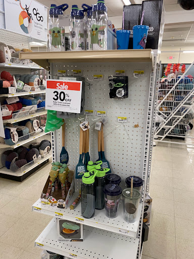 Fabric Store «Jo-Ann Fabrics and Crafts», reviews and photos, 244 Worcester Rd, Natick, MA 01760, USA