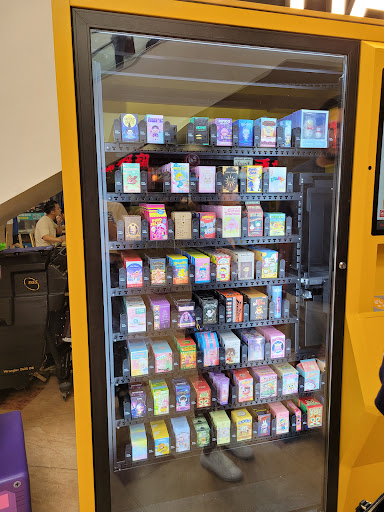 Shopping Mall «New World Mall», reviews and photos, 136-20 Roosvelt Ave, Flushing, NY 11354, USA