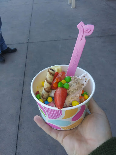 Frozen Yogurt Shop «Yogurtland», reviews and photos, 7211 Plaza Center Dr #140, West Jordan, UT 84084, USA