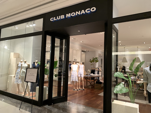 Club Monaco North Michigan